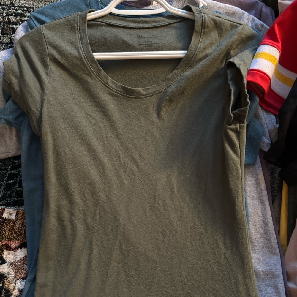 Green t shirt